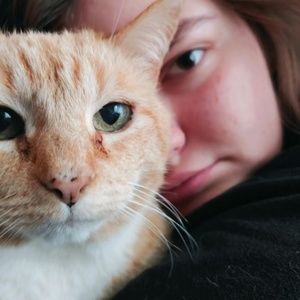 Meet your Posher, Olivia